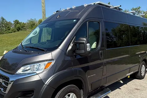 Tia Bee Class B Integra Ethos