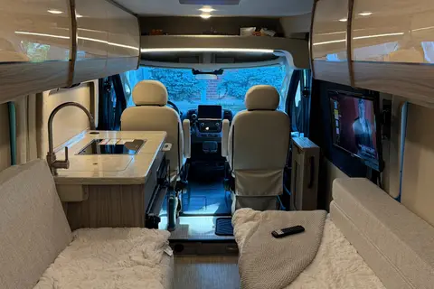 Tia Bee Class B Integra Ethos