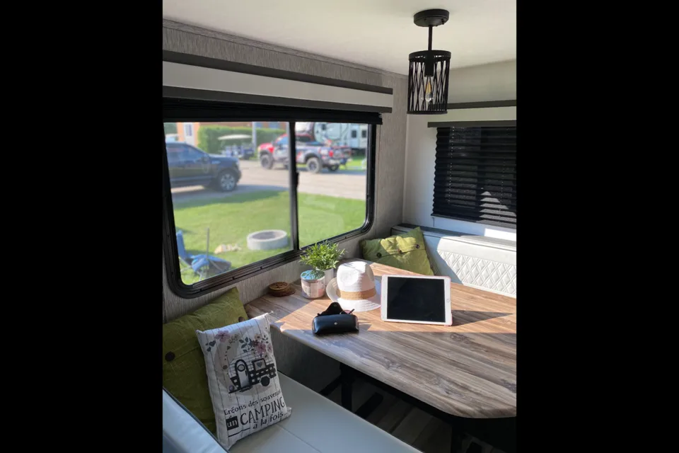 Le petit paradis roulant Coachmen Freedom 259fqds Roulotte