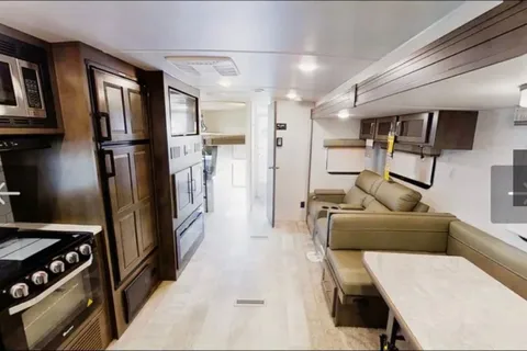 Lux Living