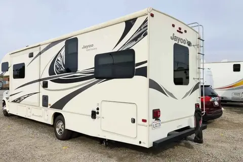 Reddington- Jayco Grey Hawk 31FS Class C