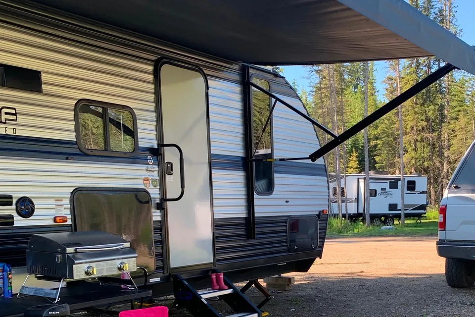 The Wolf 26DBH Travel Trailer