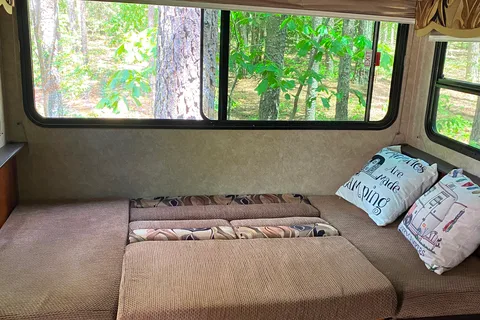 Cozy Camper - Forest River Tracer Ultra Lite Travel Trailer