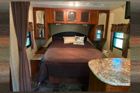 Cozy Camper - Forest River Tracer Ultra Lite Travel Trailer