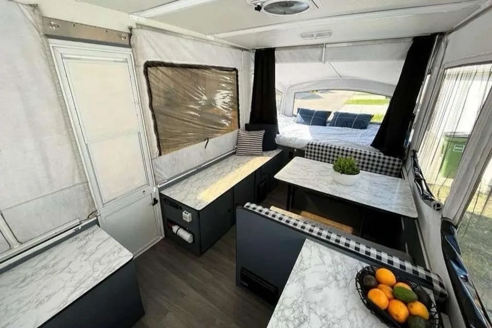 Flying Dutchmen 1006d Tent Trailer