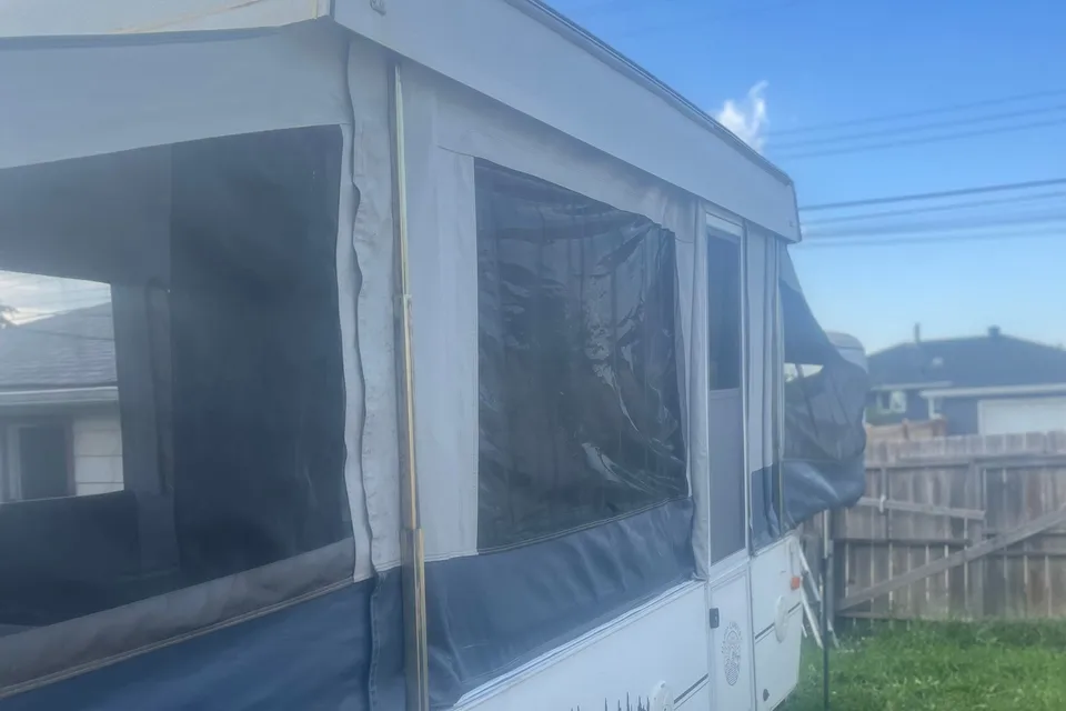 Flying Dutchmen 1006d Tent Trailer