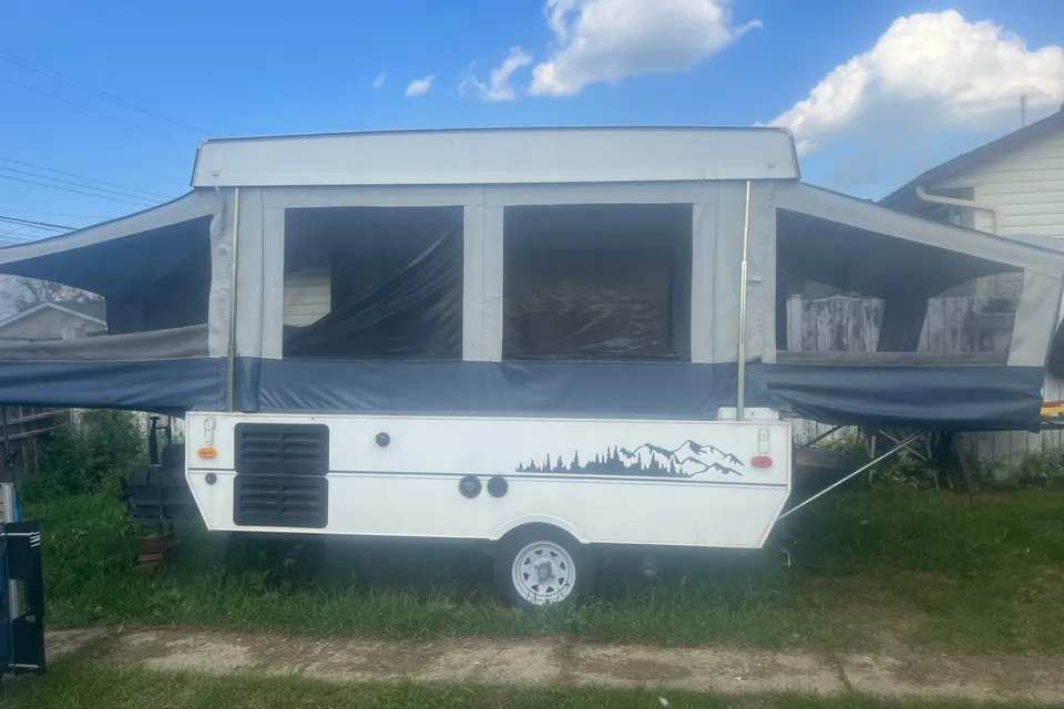 Flying Dutchmen 1006d Tent Trailer