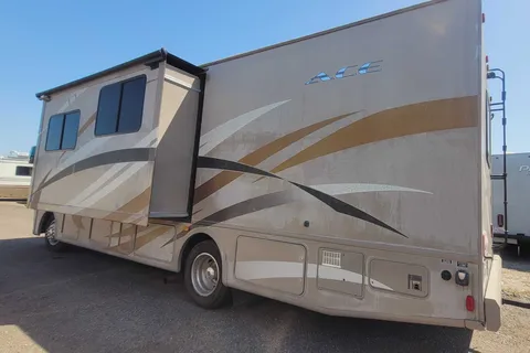 30 ft Thor Motor Coach A.C.E. Class A