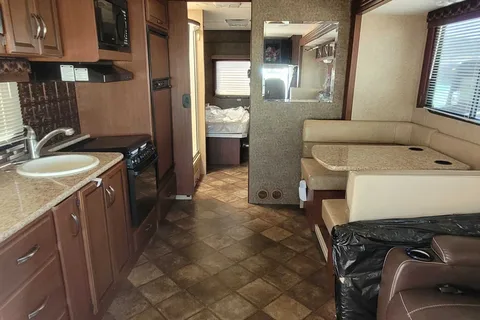 30 ft Thor Motor Coach A.C.E. Class A