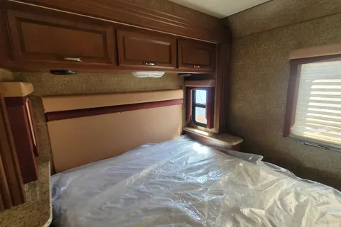 30 ft Thor Motor Coach A.C.E. Class A