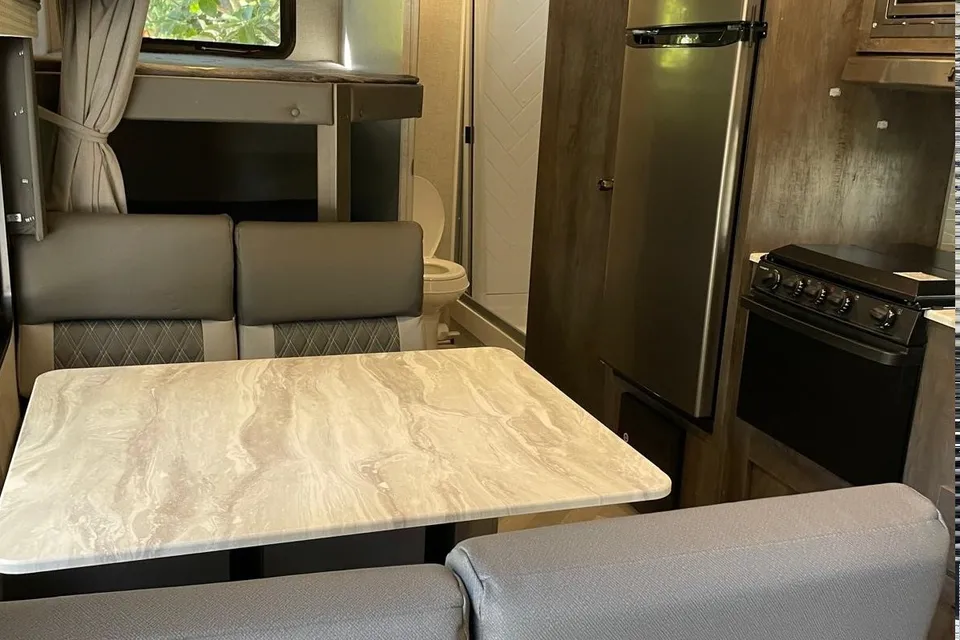 Edith's Forest River Salem Cruise Lite Travel Trailer