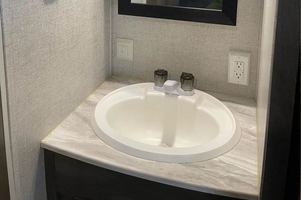 Edith's Forest River Salem Cruise Lite Travel Trailer