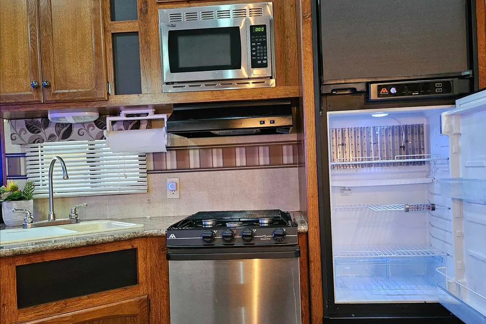 ☆AirBnB on Wheels☆