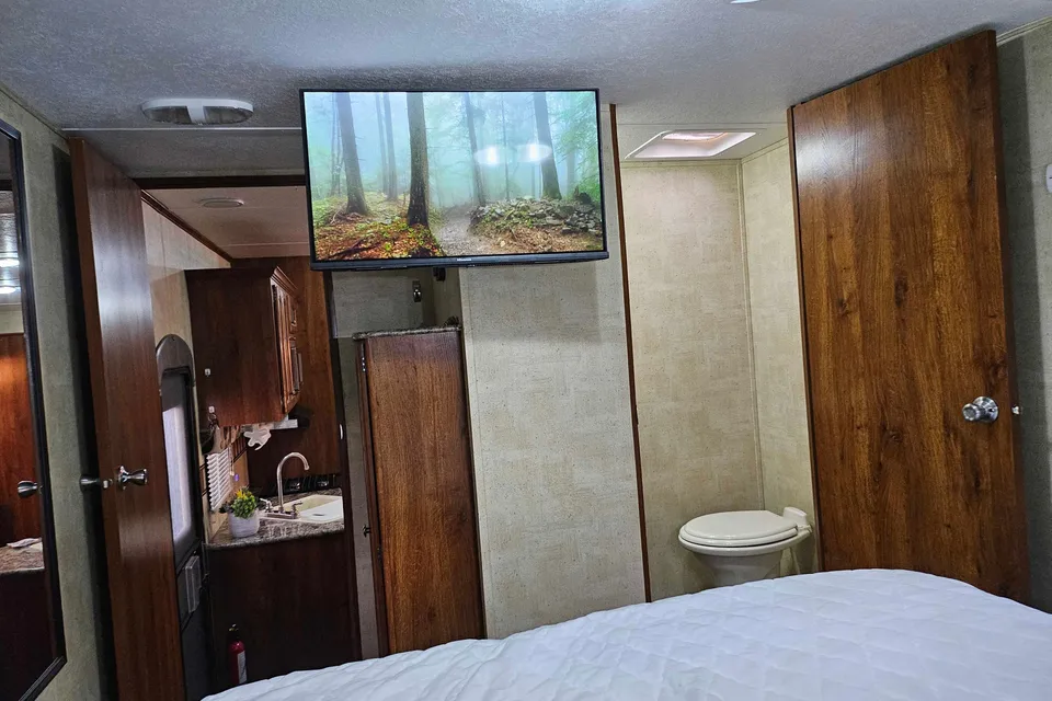 ☆AirBnB on Wheels☆