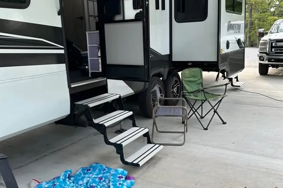 Bryan's Grand Design 350G Fifth Wheel Toy Hauler