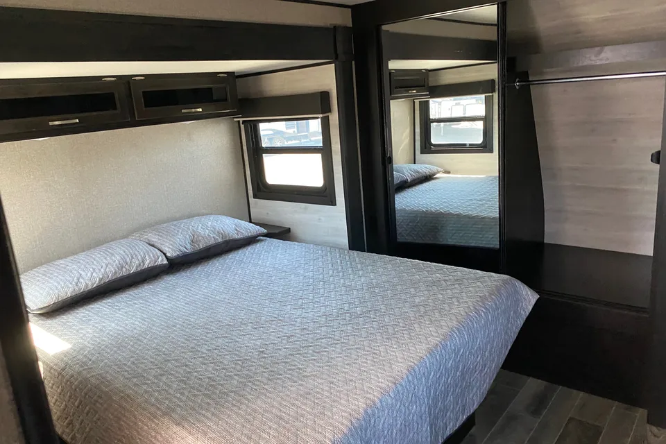 Jim's Jayco  38RSBS Travel Trailer