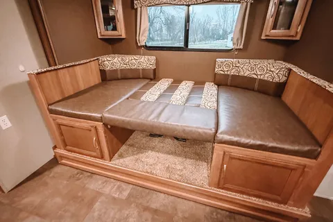 Coachmen Apex Ultra Lite with Blacktone Griddle