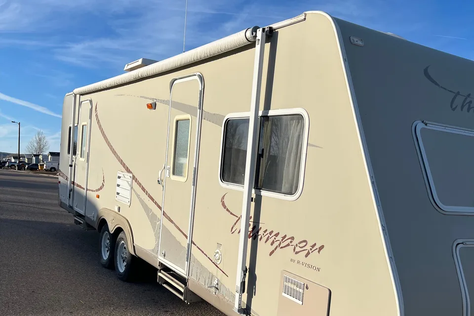32FT Evanston WY R-Vision HSE Travel Trailer