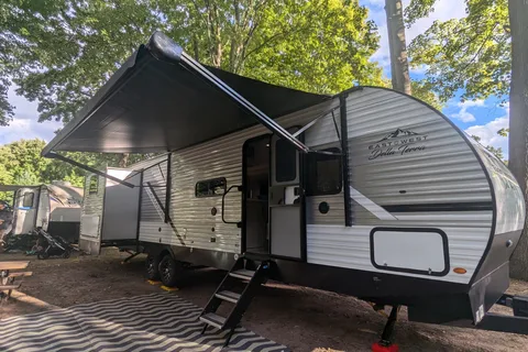 #7 Sagmoe Family (36 foot trailer)