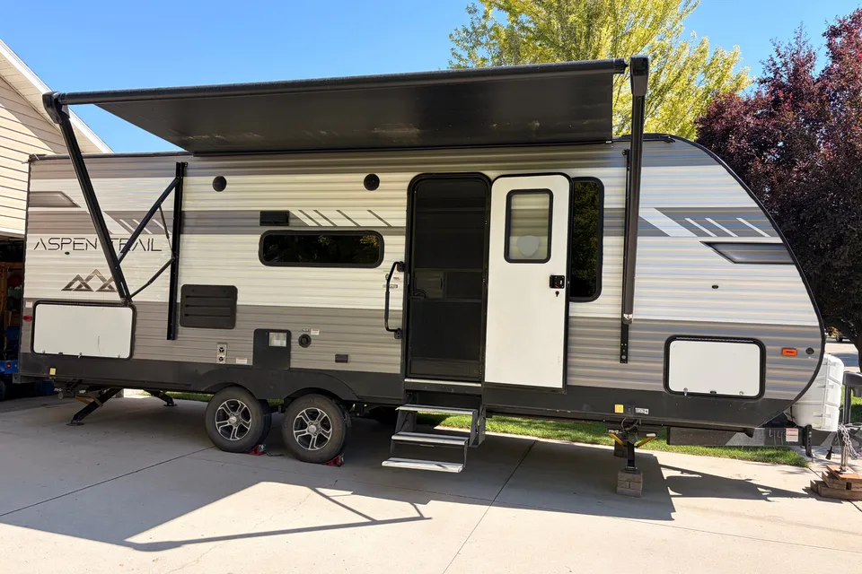 Dutchmen Aspen trail Travel Trailer
