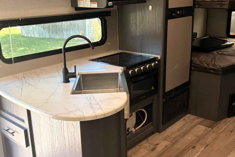Dutchmen Aspen trail Travel Trailer