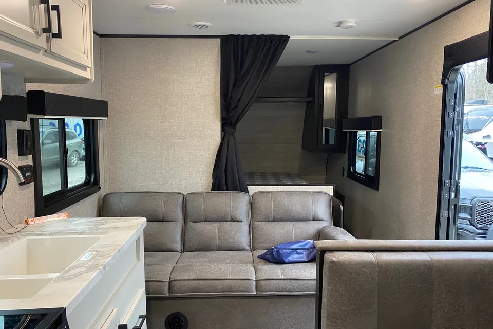 Dave & Jenn’s Jayco 264BH SLX8