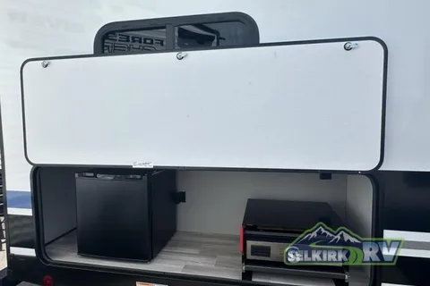 Alyssa's Forest River Vibe Travel Trailer