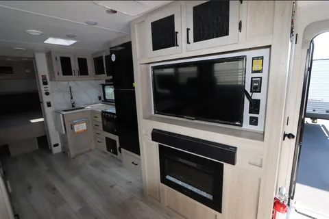 ALTA 2800KBH Series, Luxury with complimentary items!