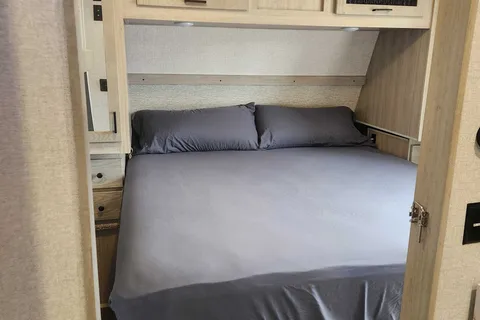 ALTA 2800KBH Series, Luxury with complimentary items!