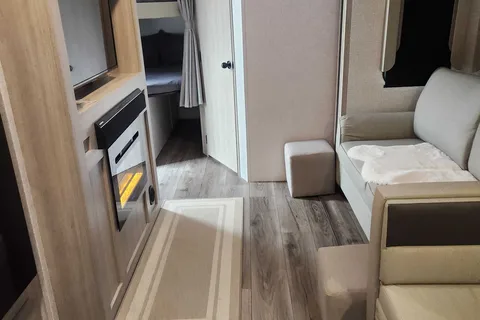ALTA 2800KBH Series, Luxury with complimentary items!
