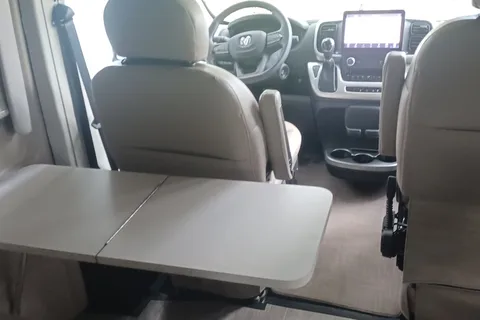 2023 CONVENIENT & EASY TO DRIVE RV!!  SCOPE 18A