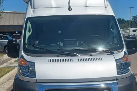 2023 CONVENIENT & EASY TO DRIVE RV!!  SCOPE 18A