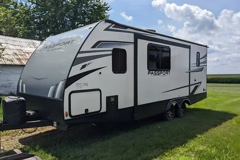 Joshua's Keystone Passport 22BHW Travel Trailer