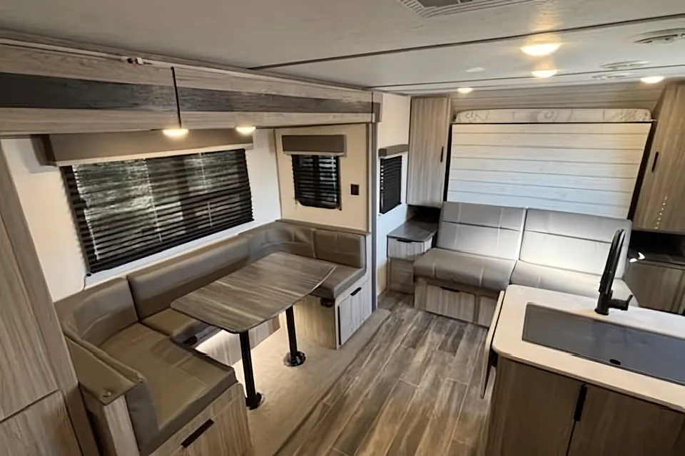 Joshua's Keystone Passport 22BHW Travel Trailer