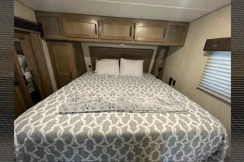 Spacious 40' 2020 Vengeance Rogue Toy Hauler