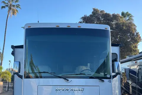 A13   Tiffin Motorhomes Allergo Open Road 34 Class