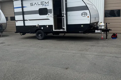 Forest River Salem fsx Travel Trailer
