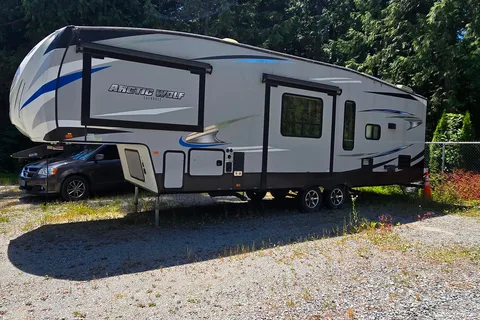 Cody's Forest River Arctic Wolf Cherokee Fifth Wheel