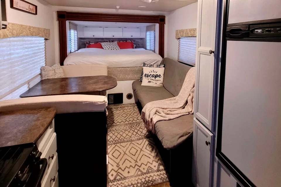 The cozy Jayco X213