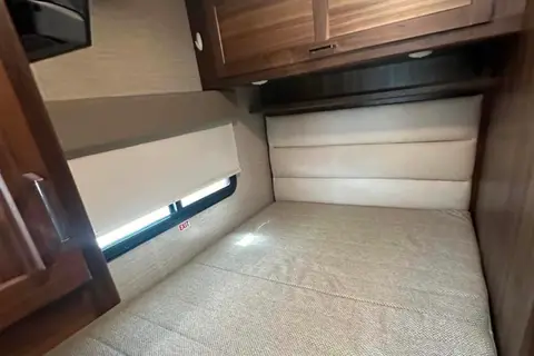 Jacques' 2022 Winnebago Minnie Winnie 25b Class C