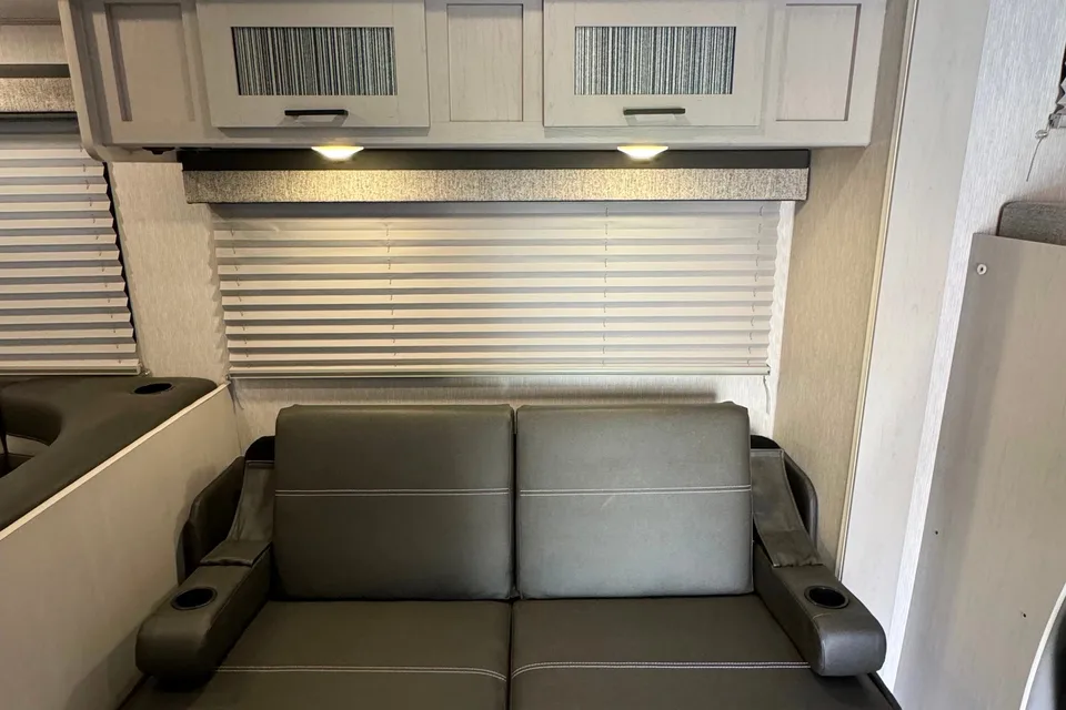 EASY GLAMPING in a 2023 Coachmen Freelander 31MB