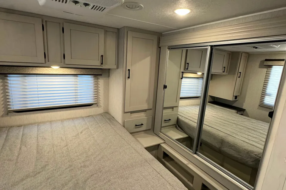 EASY GLAMPING in a 2023 Coachmen Freelander 31MB