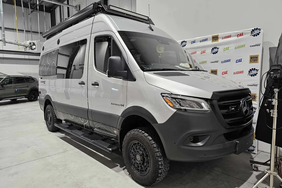 Entegra Launch 4x4 Classe B