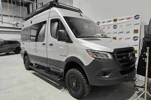 Entegra Launch 4x4 Classe B