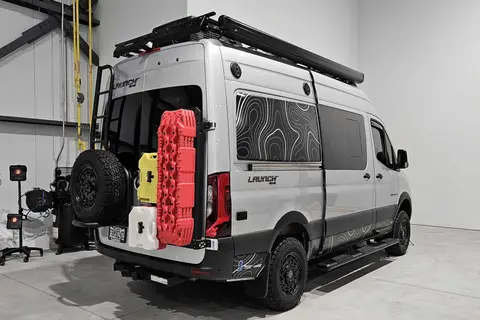 Entegra Launch 4x4 Classe B
