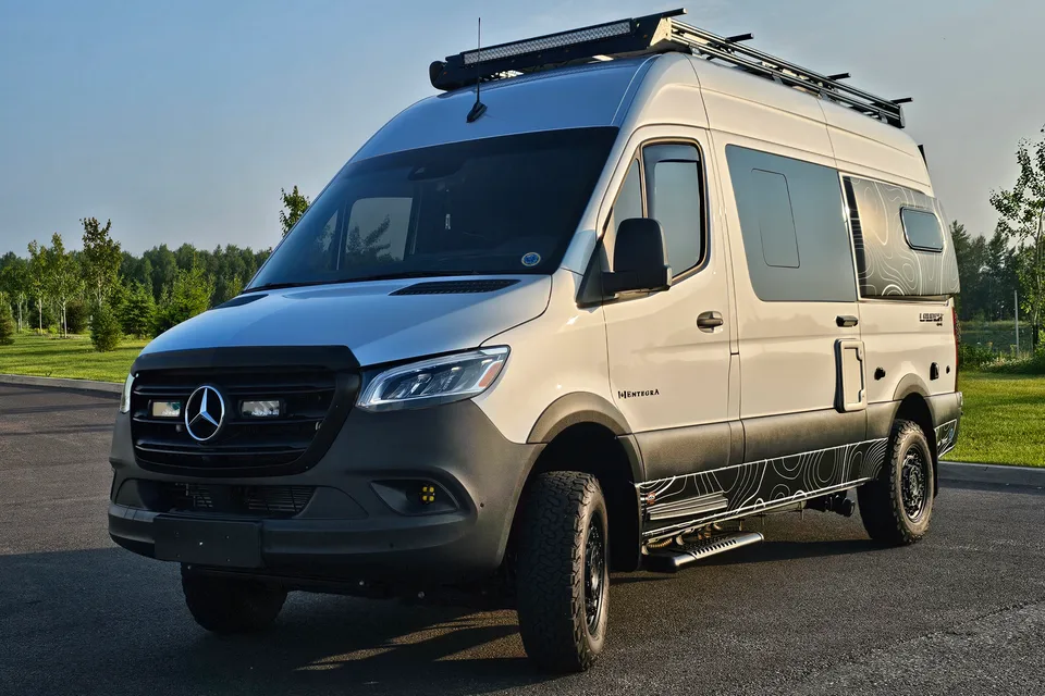 Entegra Launch 4x4 Classe B