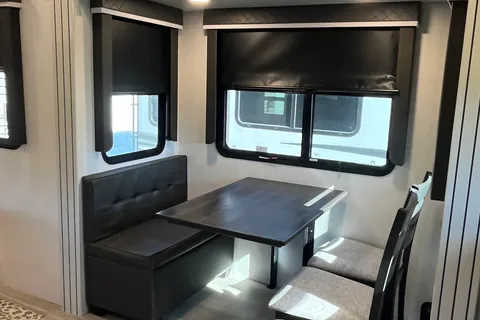 2025 Keystone Cougar Midnight Edition Fifth Wheel