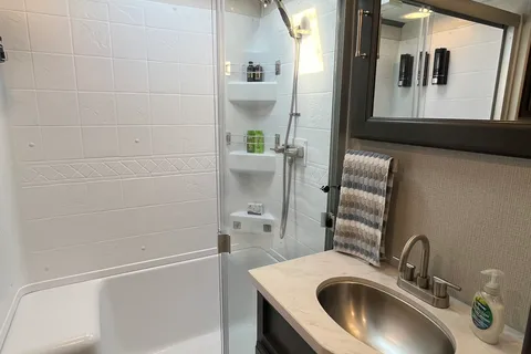 2025 Keystone Cougar Midnight Edition Fifth Wheel