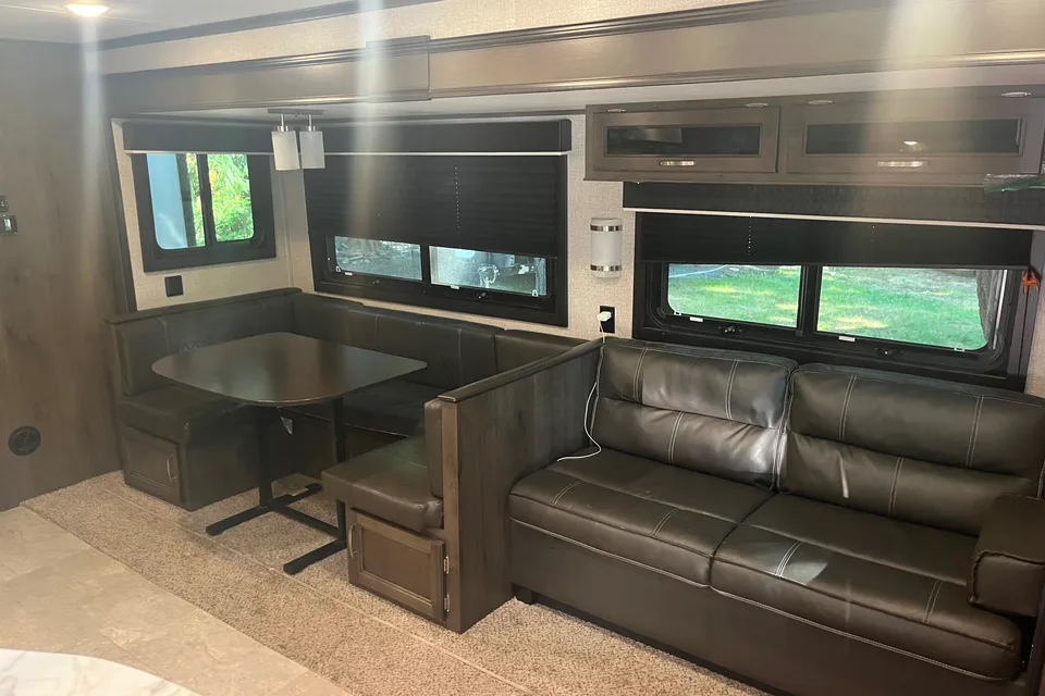 Family Friendly Jayco Bunkhouse | Sleeps 10 | Delivery Available
