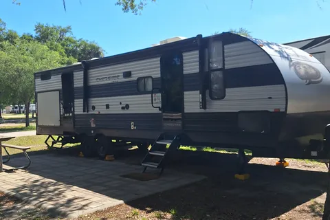 "Mary Ellen",  Keystone Springdale